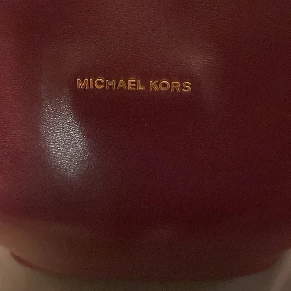 Michael Kors Burgundy Tote Bag - Picture 3 of 10